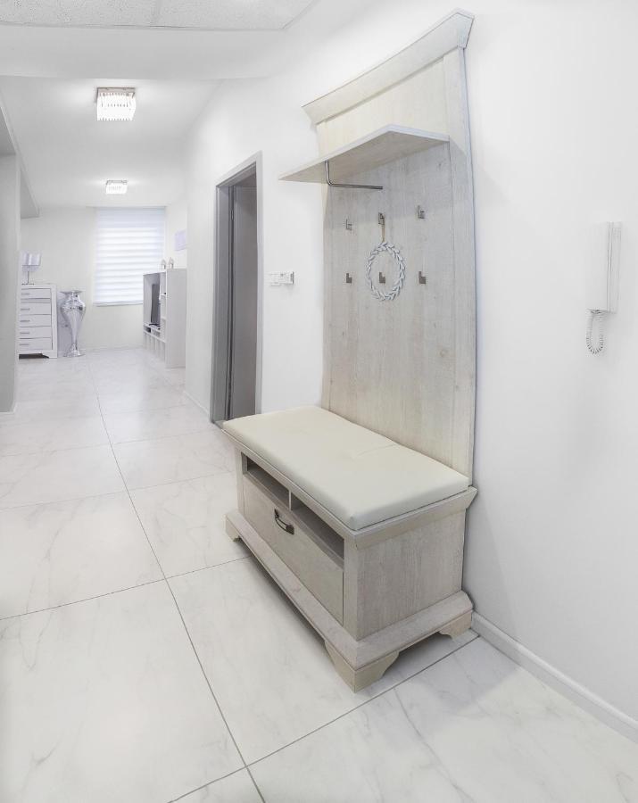 Corso Lux Apartman Jula Exterior foto