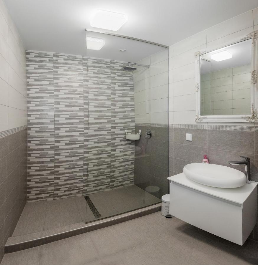 Corso Lux Apartman Jula Exterior foto