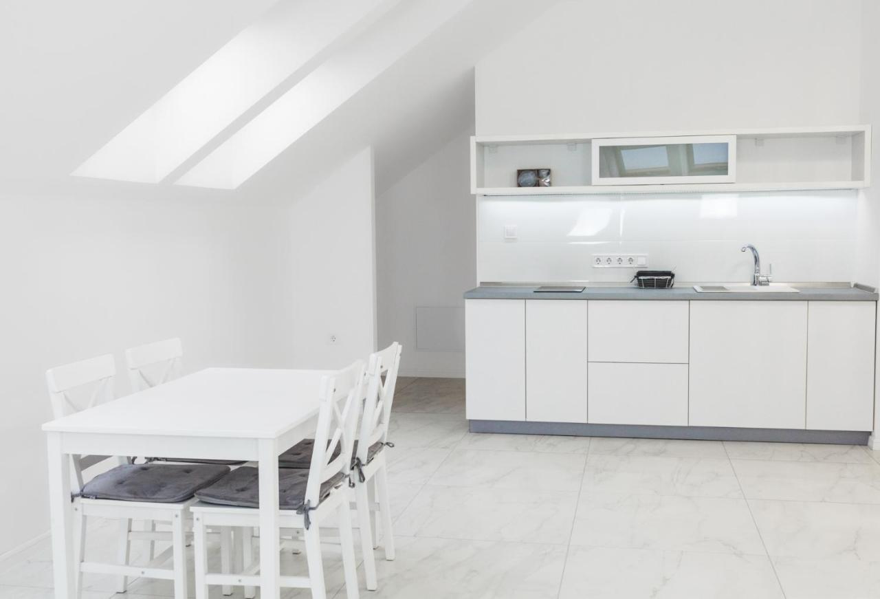 Corso Lux Apartman Jula Exterior foto
